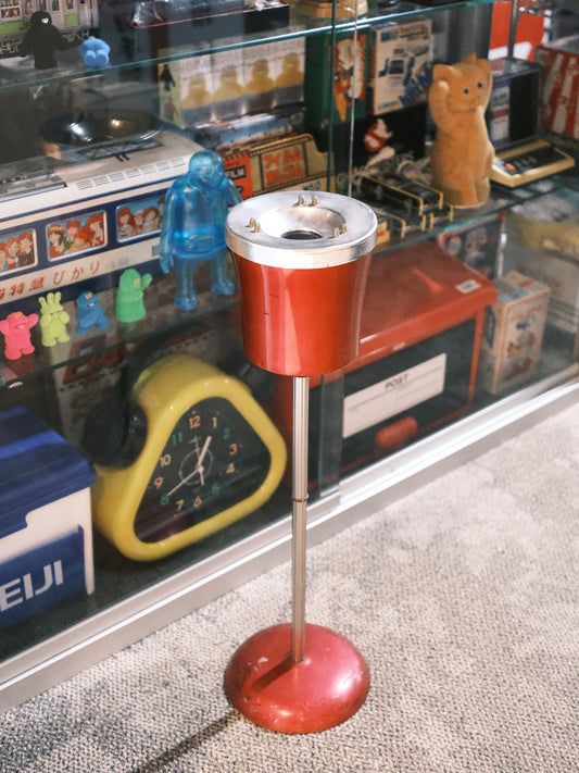 日本 70’s 昭和年代 紅色 鐵製 喫茶店 坐地 立式煙灰缸 Ashtray
