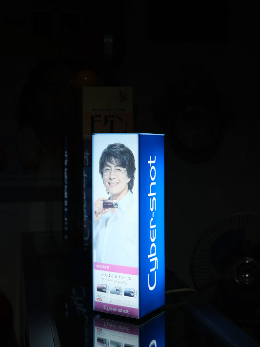 SONY Cyber Shot 裴勇俊 店鋪用 廣告 看板 直立式 發光燈箱