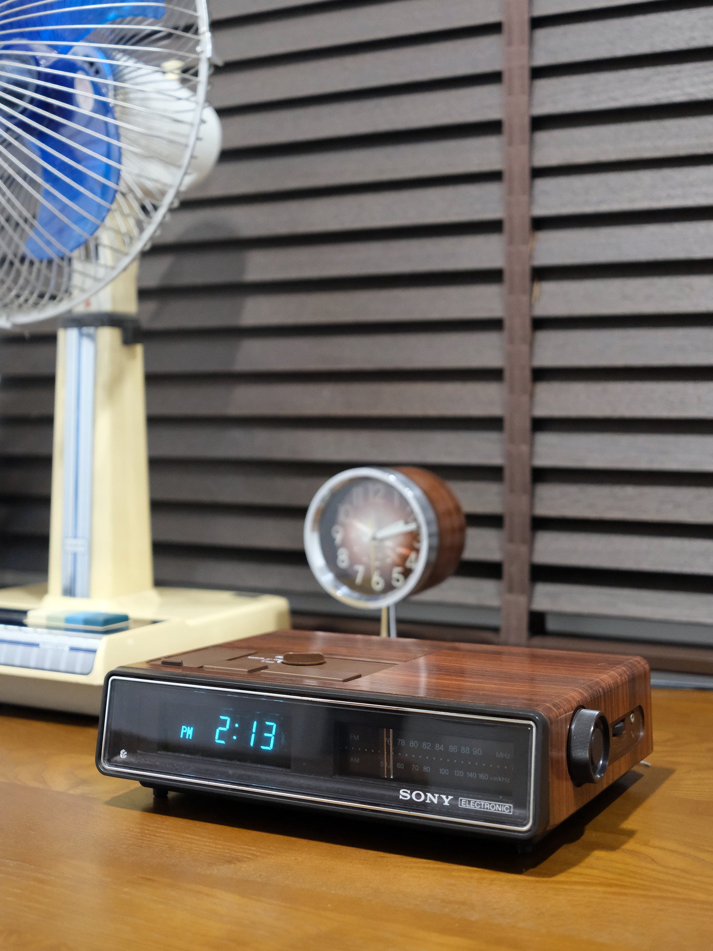 日本 1976年 SONY FM/AM Digital Clock Radio 木紋 電子收音機鬧鐘