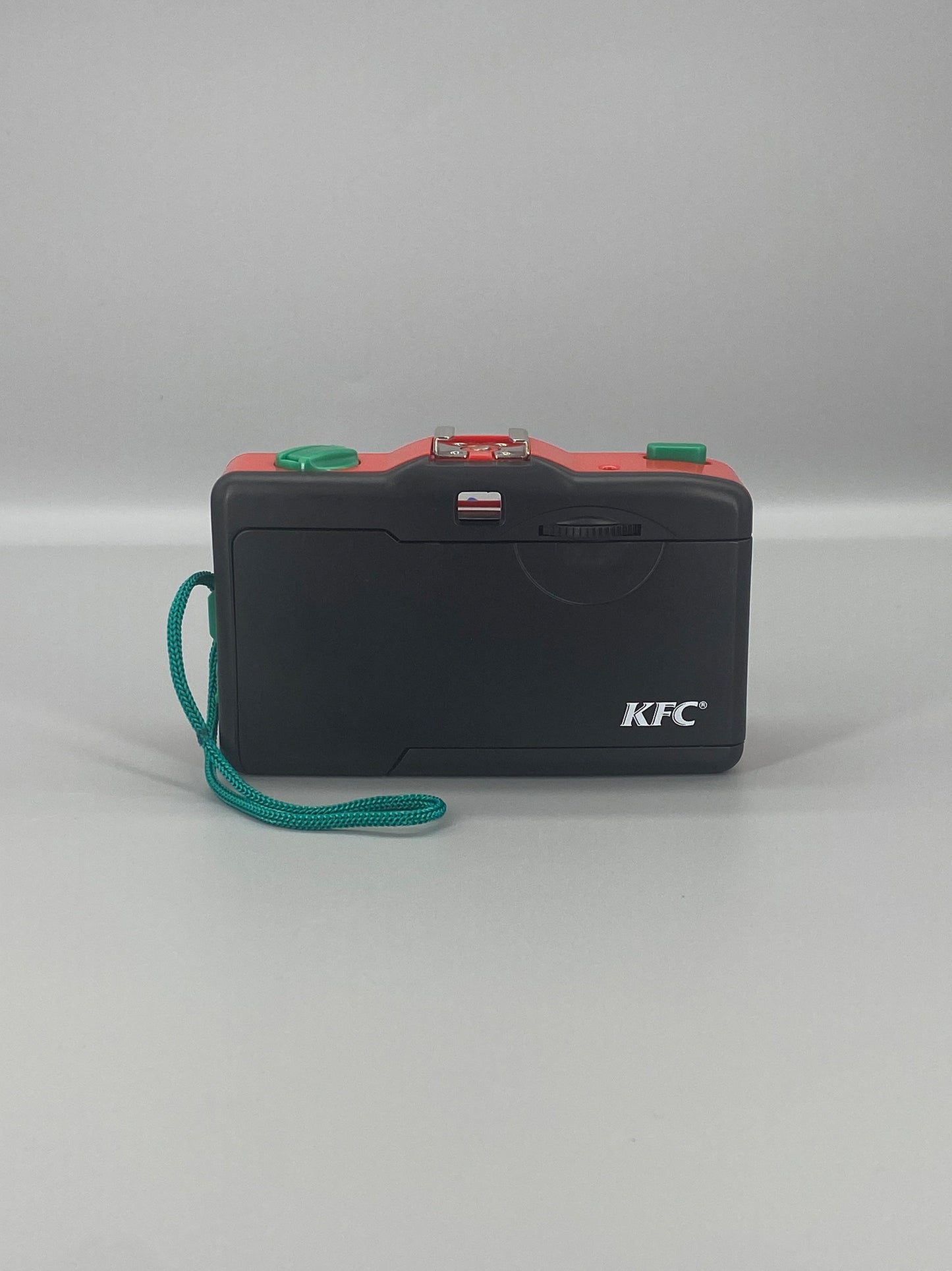 日本 KFC 聖誕限定版 肯德基爺爺 桑德斯上校 35mm 菲林相機 Film Camera