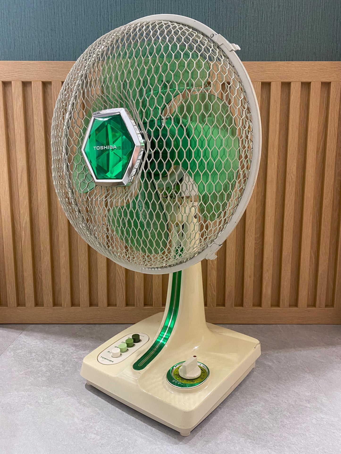 日本制 昭和 Toshiba 東芝 D-30D47G 四葉 三段風速調節 電風扇 Electric fan