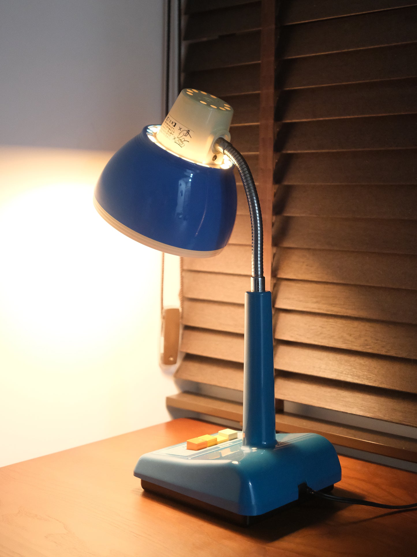 日本制 昭和 National LB-618 按鈕式 白熱 藍色 擡燈 Table Light Lamp