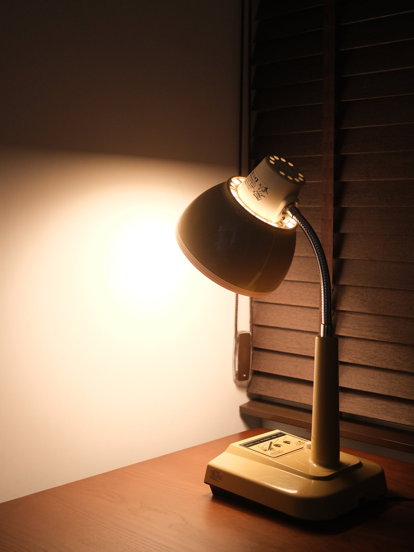 日本制 松下電器 National LB-601 米色 白熱 電子閙鐘 擡燈 Alarm Clock Lamp