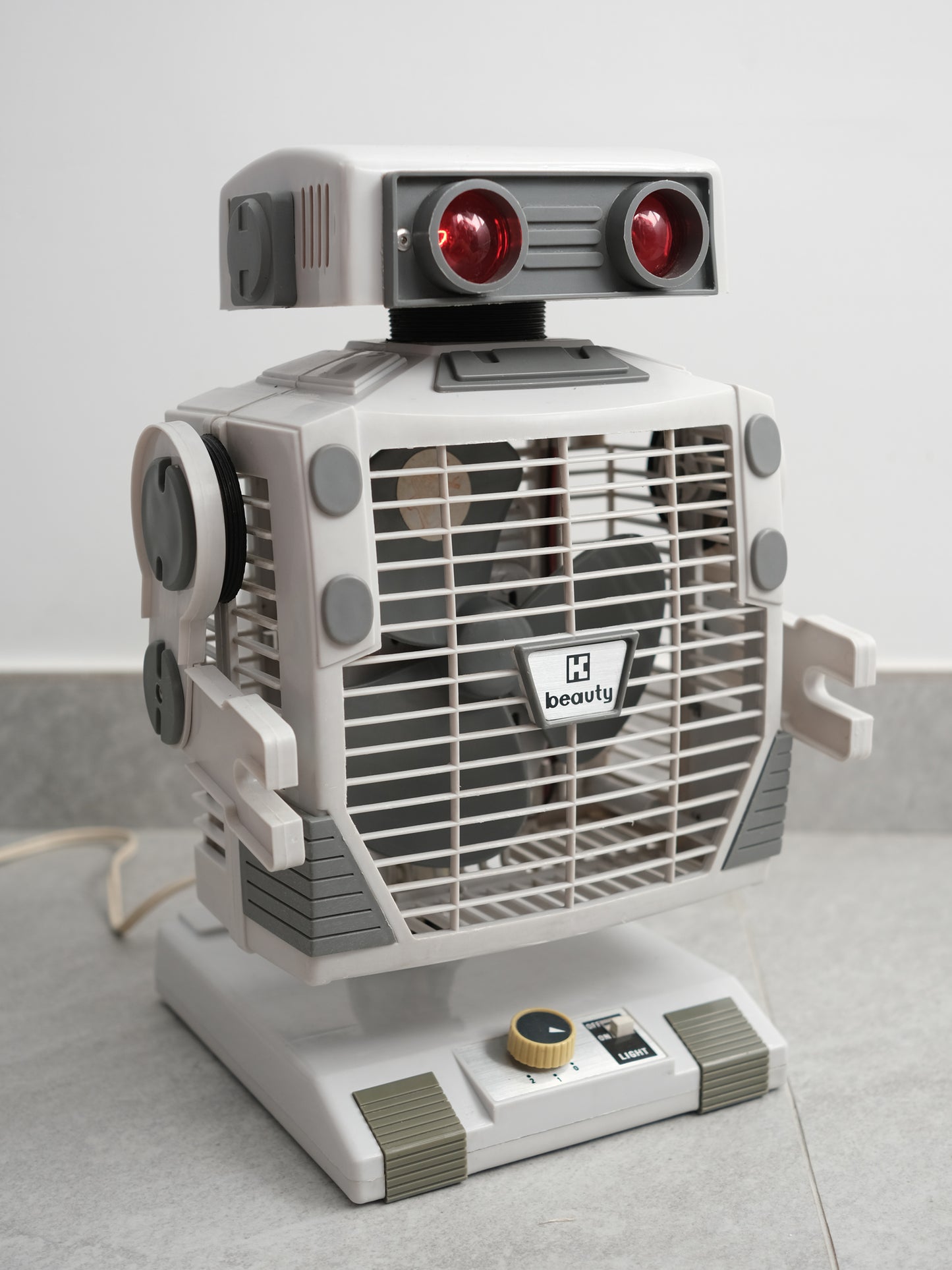 昭和 Beauty 80's 機械人型 三葉 兩段風速調節 電風扇 Robot Electric fan