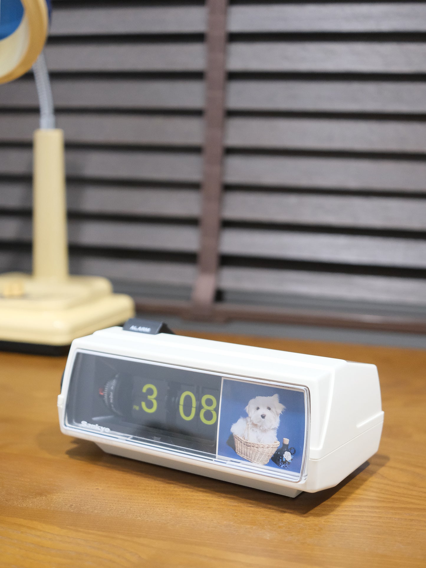 日本制 70s Sankyo LT-105 Digital Alarm Dog Flip Clock 白色 翻頁鐘 有盒