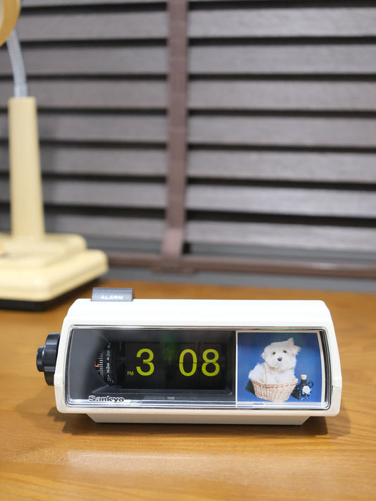 日本制 70s Sankyo LT-105 Digital Alarm Dog Flip Clock 白色 翻頁鐘 有盒