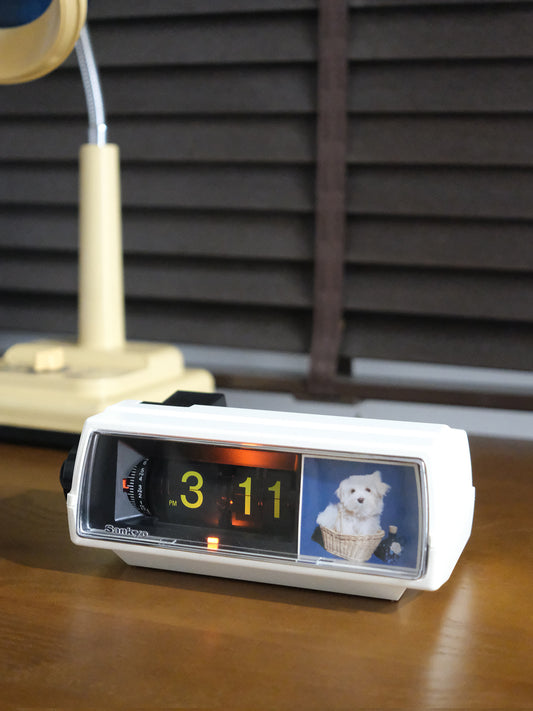 日本制 70s Sankyo LT-105 Digital Alarm Dog Flip Clock 白色 翻頁鐘 有盒