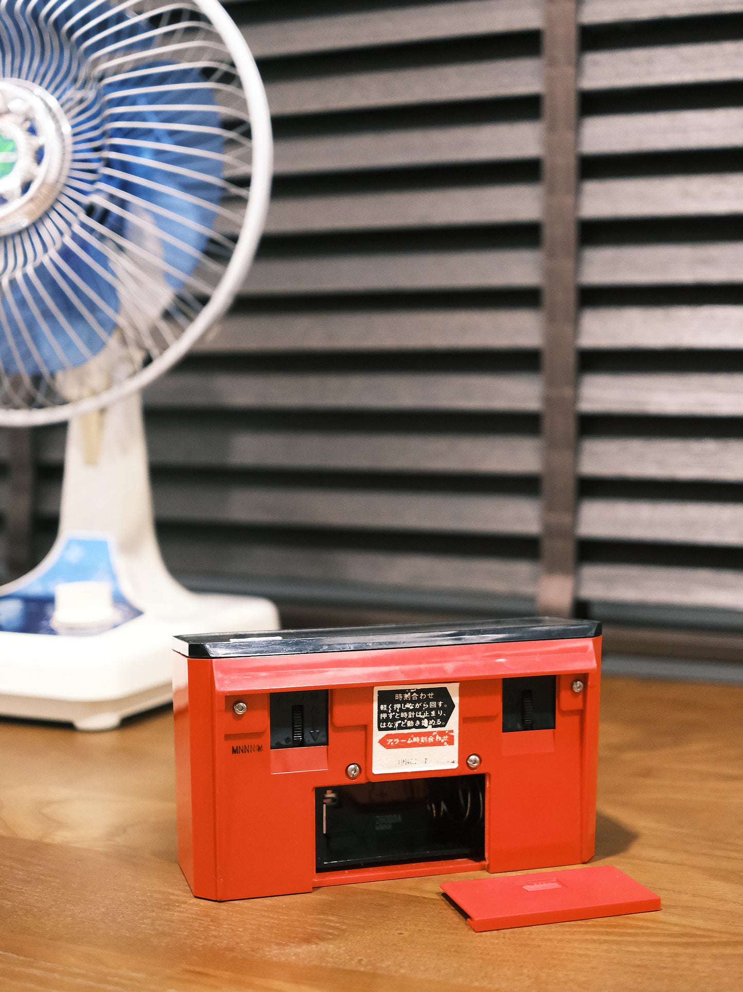 日本制 70s Seiko 精工 QN401 Quartz Alarm Flip Clock 紅色 電池式 翻頁鐘