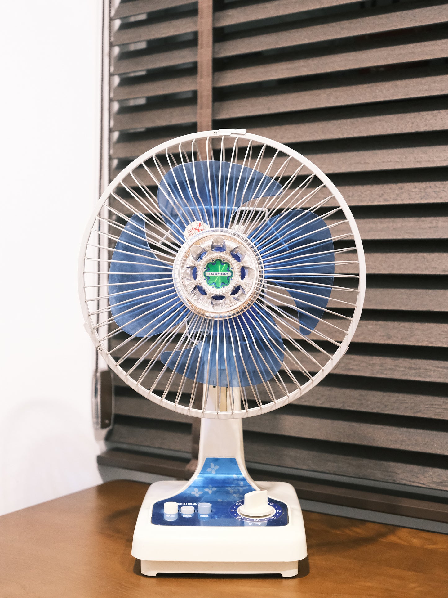 日本制 昭和 Toshiba 東芝 F-110B 四葉 兩段風速調節 小巧型 電風扇 Electric fan